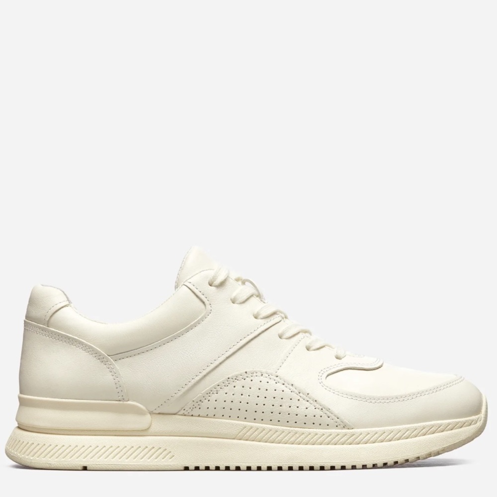 Everlane off-white trainers